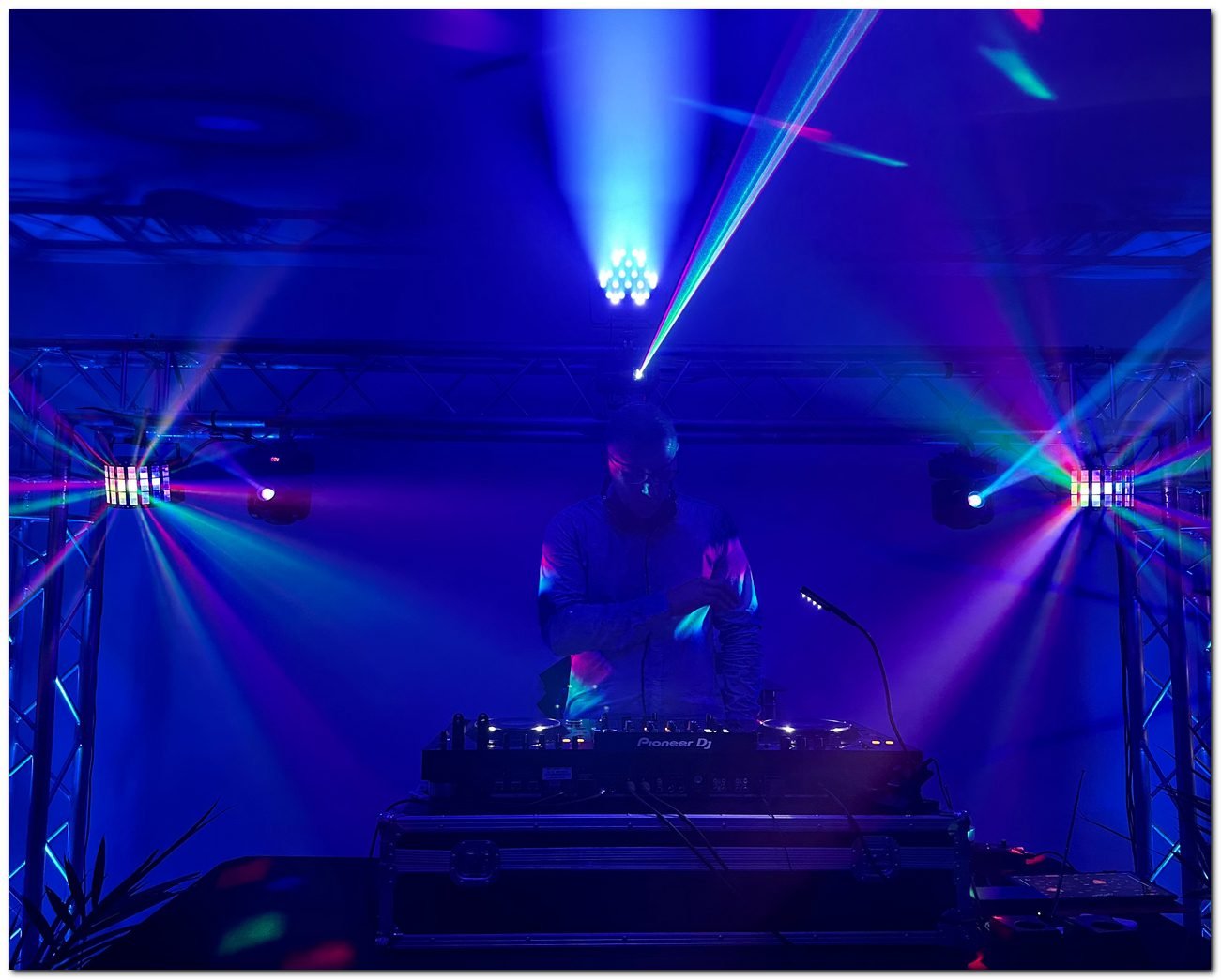 Rencontrez votre DJ Pour découvrir mon histoire et ma passion